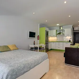 071 - Beachside Studio Perfect For A Family Getaway Appartement Torremolinos