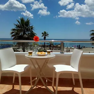  Appartement Nuevo Roca Chica, Primera Linea Playa,torremolinos